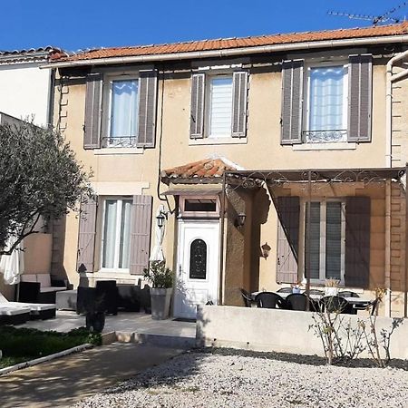 Maison Maloya 2 Chambres Avec Jardin Cavaillon Exterior foto